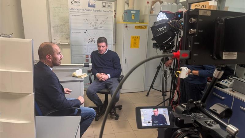 Batterie al litio e sicurezza delle auto elettriche: Tortora e Fabbri ospiti a Mi manda Rai Tre