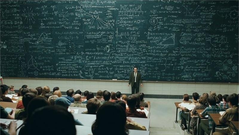 Immatricolazione gratuita e corsi in presenza per tutti a Matematica e Fisica