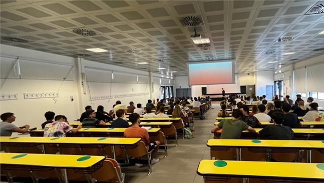 Aeronautica: Lezione di Analisi Matematica II - spostamento aula